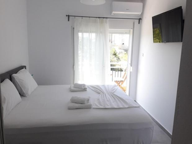 Toroni Alpha Studios Extérieur photo