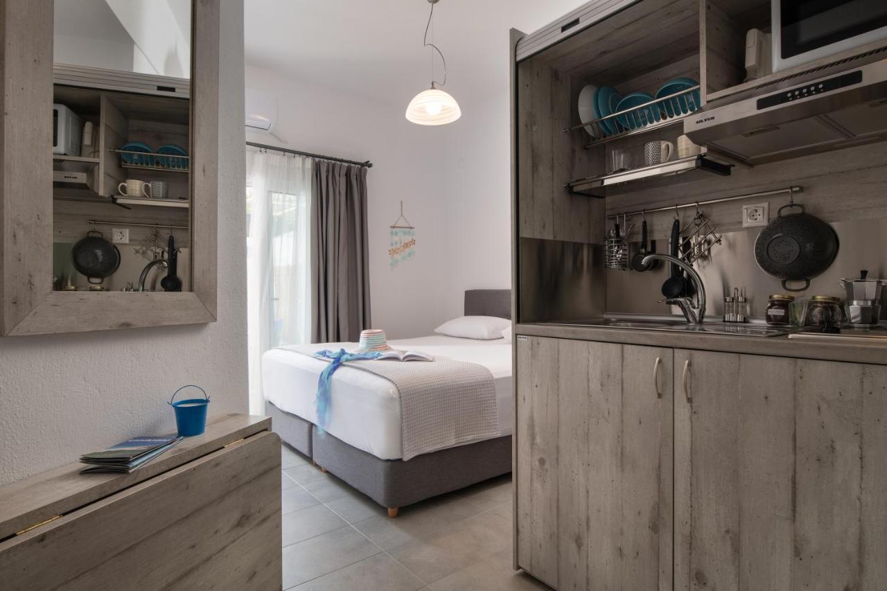 Toroni Alpha Studios Extérieur photo